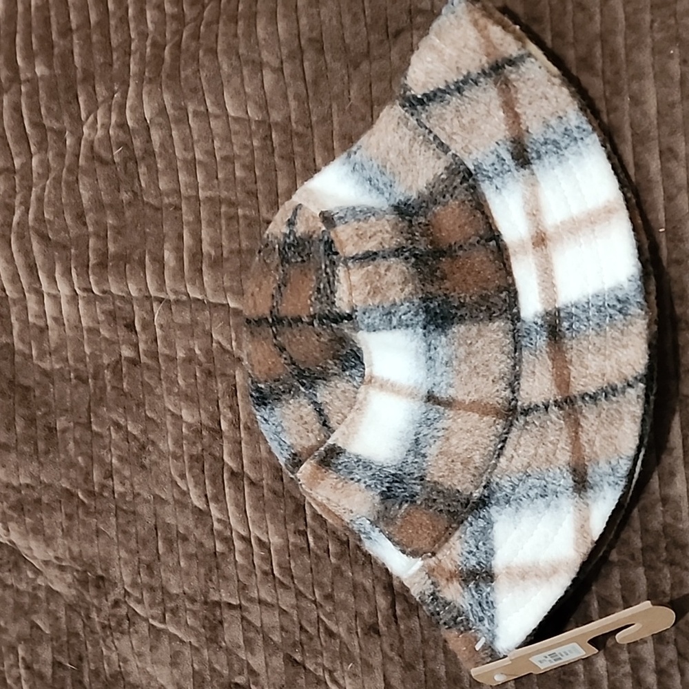 Plaid hat